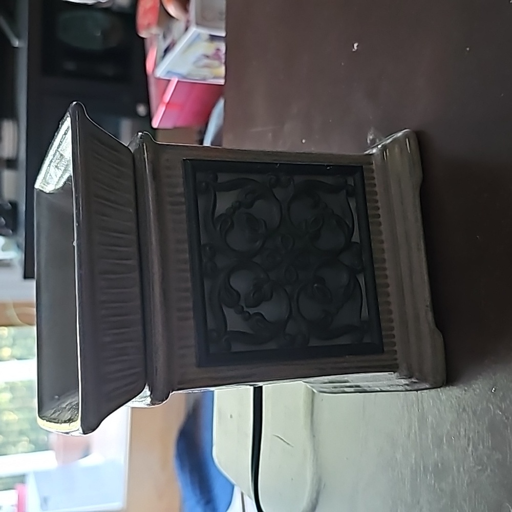 Scentsy JANE full-size wax warmer